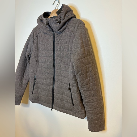 Lole Quilted Fabric Puffer Zip-up - Picture 7 of 7
